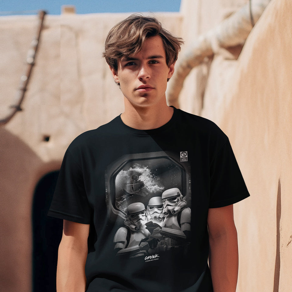 No Phones! Black T-Shirt – Chunk Clothing